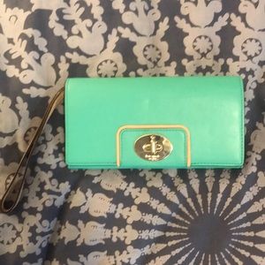 Kate Spade Wristlet *very good condition*